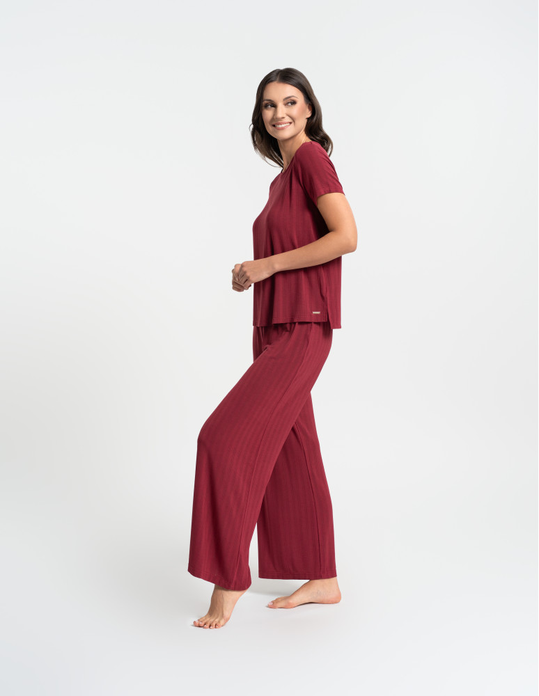Piżamy z krótkim rękawem - Piżama damska dwuczęściowa z szerokimi spodniami CZERWONY - produkt moraj.pl 5