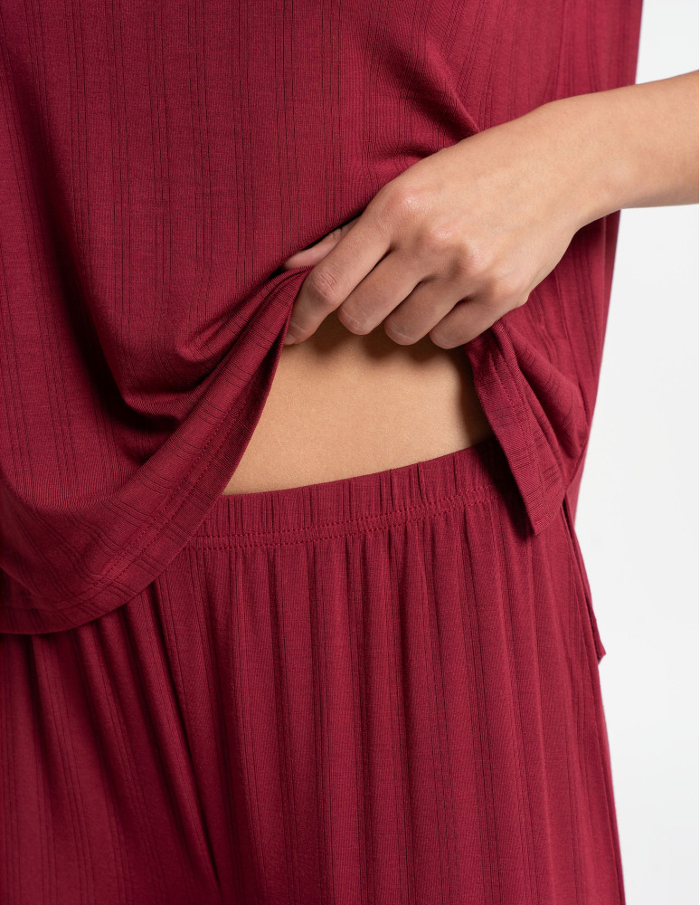 Piżamy z krótkim rękawem - Piżama damska dwuczęściowa z szerokimi spodniami CZERWONY - produkt moraj.pl 3