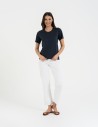 T-shirt damski bawełniany bez szwów bocznych GRANATOWY