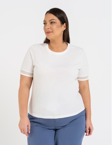 Bluzki z krótkim rękawem - Bluzka damska bawełniana z koronkowym rękawem BIAŁY - produkt 6