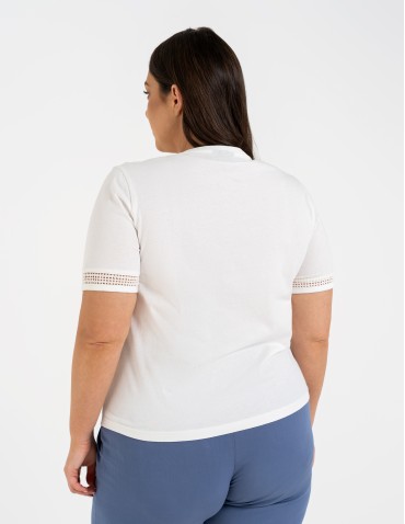 Bluzki z krótkim rękawem - Bluzka damska bawełniana z koronkowym rękawem BIAŁY - produkt 7