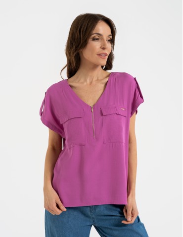 Bluzka damska z krótkim rękawem i kieszeniami - RÓŻOWY