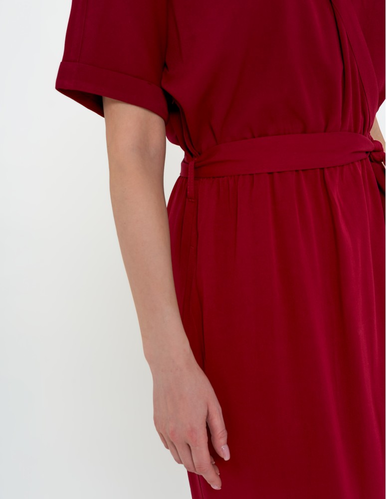 Sukienki midi - Sukienka damska wiskozowa midi z krótkim rękawem typu kimono CZERWONY - produkt moraj.pl 5