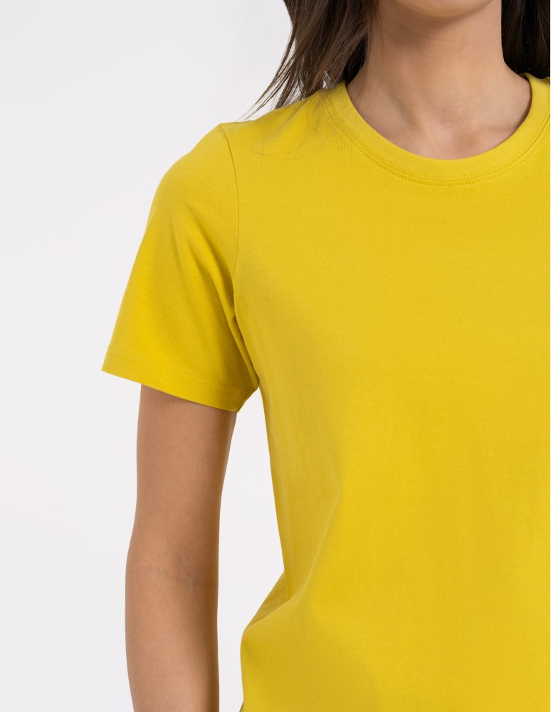 Koszulki z krótkim rękawem - T-shirt damski bawełniany bez szwów bocznych ZŁOTY  - produkt moraj.pl 11