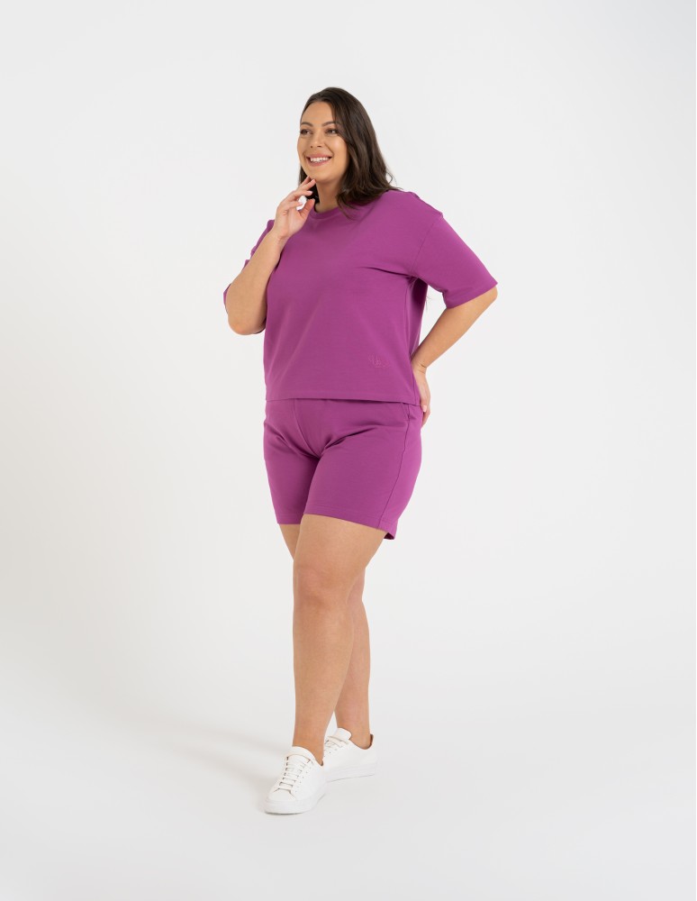Koszulki z krótkim rękawem - T-shirt damski o luźnym kroju z napisami FIOLETOWY - produkt moraj.pl 10