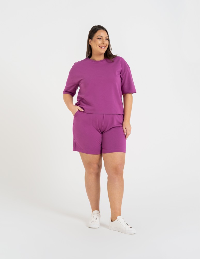 Koszulki z krótkim rękawem - T-shirt damski o luźnym kroju z napisami FIOLETOWY - produkt moraj.pl 9