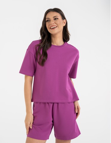 Koszulki z krótkim rękawem - T-shirt damski o luźnym kroju z napisami FIOLETOWY - produkt 1