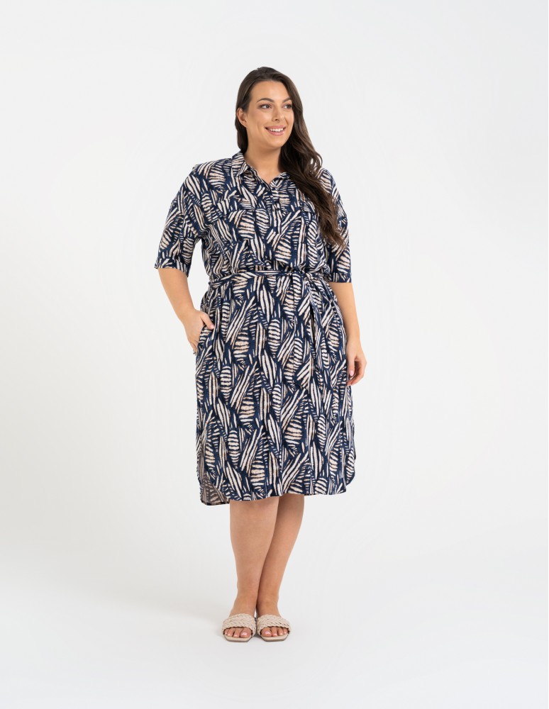 Sukienki i kombinezony - Sukienka damska szmizjerka z paskiem ze 100% wiskozy WZÓR 2  - produkt moraj.pl 6