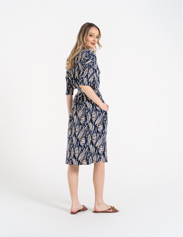 Sukienki i kombinezony - Sukienka damska szmizjerka z paskiem ze 100% wiskozy WZÓR 2  - produkt moraj.pl 4