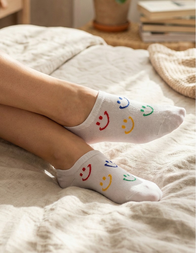 Niskie stopki - Skarpetki stopki damskie niskie bawełniane uśmiech 3-pak WIELOKOLOROWY - produkt moraj.pl 3