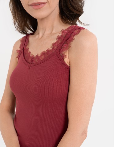 Koszulki i T-shirty - Koronkowy damski top na ramiączkach z prążkowanej wiskozy CZERWONY - produkt 8