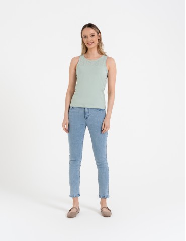 Koszulki i T-shirty - Damska bluzka bez rękawów bawełniana z ażurowym wykończeniem ZIELONY - produkt 6