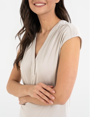 Bluzka damska z dekoltem V i krótkim rękawem - BEŻOWY - produkt 2