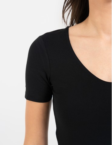 Bluzki i koszule - Bluzka damska z dekoltem w serek wiskozowa bez wzoru CZARNY - produkt 3