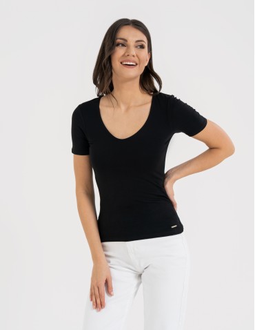 Bluzka damska z dekoltem w serek wiskozowa bez wzoru - CZARNY