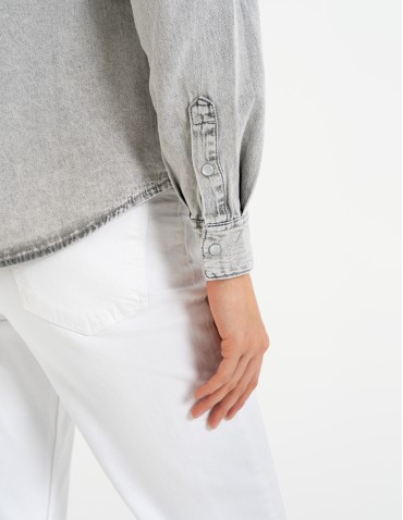 Bluzki i koszule - Koszula jeansowa damska w stylu denim SZARY - produkt 10