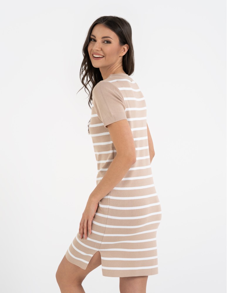 Sukienki i kombinezony - Sukienka damska dzianinowa w paski z krótkim rękawem BEŻOWY  - produkt moraj.pl 9