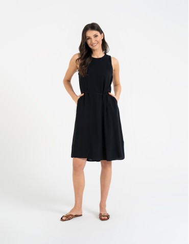 Sukienki i kombinezony - Sukienka damska wiskozowa z wiązaniem w talii i kieszeniami CZARNY - produkt 3