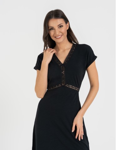 Sukienki maxi - Sukienka damska maxi z dekoltem w serek i rozcięciem CZARNY - produkt 7