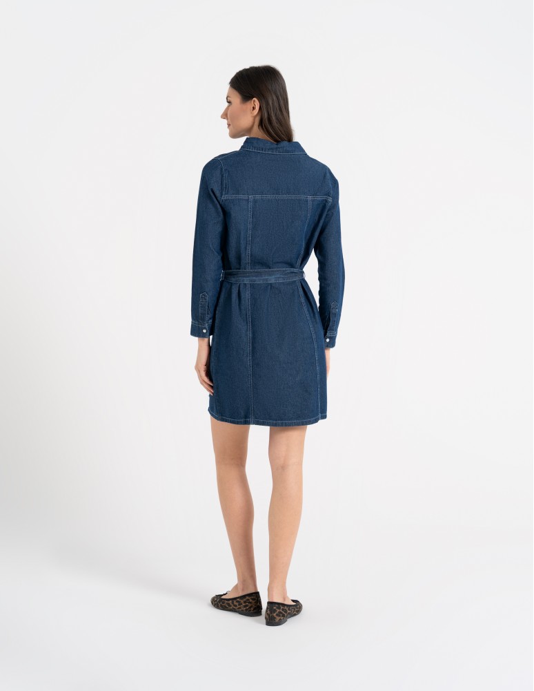 Sukienki i kombinezony - Sukienka jeansowa damska szmizjerka NIEBIESKI  - produkt moraj.pl 12