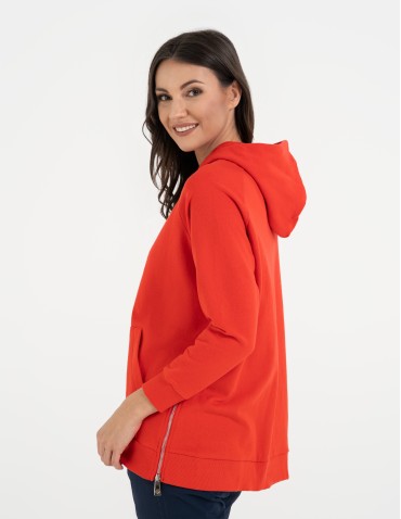 Bluzy damskie - Bluza damska dresowa oversize z kapturem CZERWONY - produkt 8