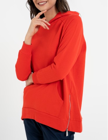 Bluzy damskie - Bluza damska dresowa oversize z kapturem CZERWONY - produkt 6