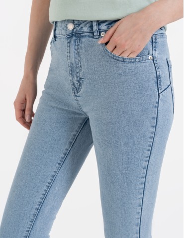 Spodnie damskie - Damskie spodnie skinny jeansowe rurki NIEBIESKI - produkt 4