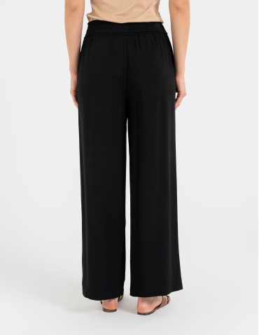 Spodnie materiałowe - Spodnie damskie z wiskozy z szeroką nogawką i kieszeniami CZARNY - produkt 5