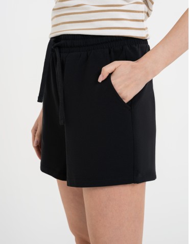 Szorty dresowe - Szorty damskie dresowe bawełniane krótkie klasyczne z wiązaniem CZARNY - produkt 11