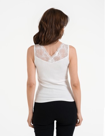 Bluzki bez rękawów - Bluzka damska prążkowana na szerokich koronkowych ramiączkach z wiskozy BIAŁY - produkt 6