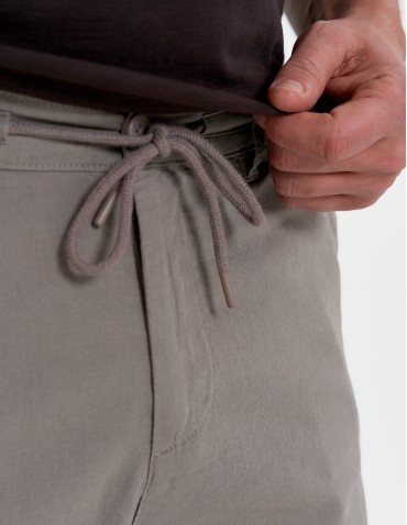 Szorty materiałowe - Spodenki męskie lniane casual wiązane z kieszeniami BEŻOWY - produkt 3