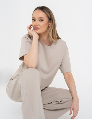 T-shirt damski o luźnym kroju z napisami - SZARY