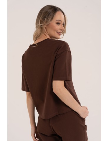 Koszulki z krótkim rękawem - T-shirt damski o luźnym kroju z napisami BRĄZOWY - produkt 8