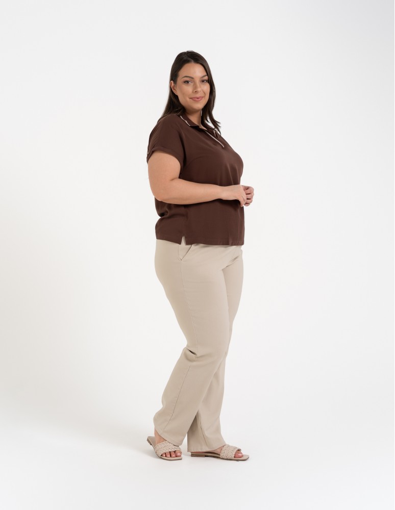 Bluzki z krótkim rękawem - Damska bluzka wiskozowa z dekoltem polo i krótkim rękawem BRĄZOWY - produkt moraj.pl 12