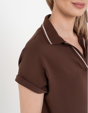 Bluzki z krótkim rękawem - Damska bluzka wiskozowa z dekoltem polo i krótkim rękawem BRĄZOWY - produkt 3