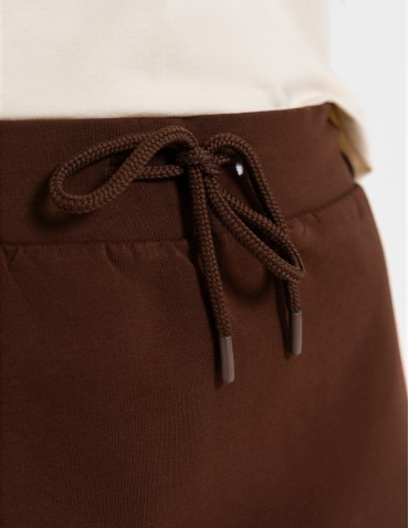 Spódnice damskie - Spódnica damska dresowa ołówkowa z bawełny wiązana w pasie BRĄZOWY - produkt 5
