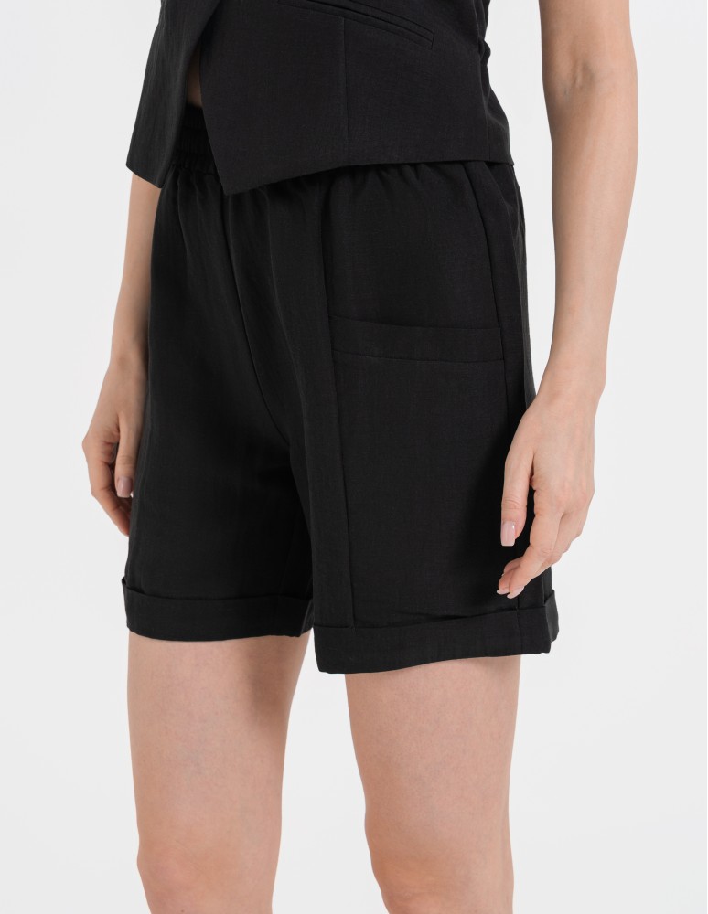 Szorty materiałowe - Spodenki damskie casual szorty z wysokim stanem i kieszeniami CZARNY  - produkt moraj.pl 2