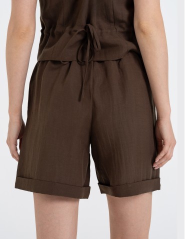 Szorty materiałowe - Spodenki damskie casual szorty z wysokim stanem i kieszeniami CIEMNY BRĄZ - produkt 7