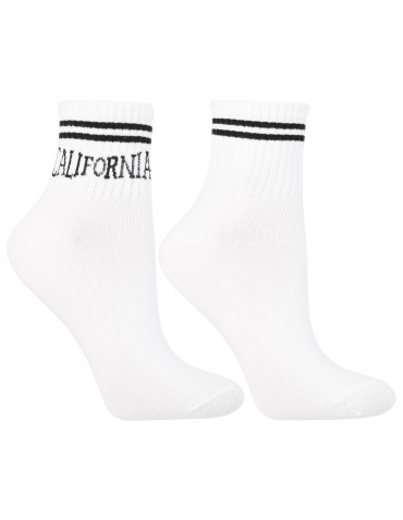 Skarpetki długie - Bawełniane skarpetki damskie do sneakersów napisy miasta 3-pak BIAŁY - produkt 4