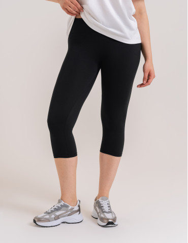 Legginsy damskie - Klasyczne legginsy 3/4 damskie peach touch CZARNY - produkt 6