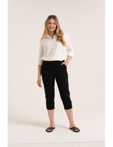 Spodnie damskie capri z kieszeniami i wygodnym pasem  - produkt 2