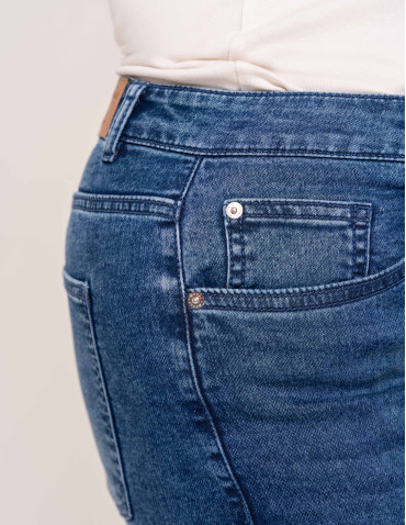 Jeansy - Jeansy damskie z miękkiego gładkiego denimu szeroki mankiet CIEMNY NIEBIESKI - produkt 16