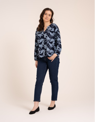 Bluzki z długim rękawem - Elegancka bluzka damska z wiskozy 100% o kroju oversize z długim rękawem WZÓR 1 - produkt 4
