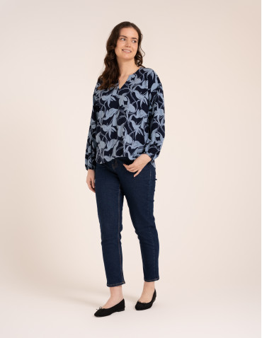 Bluzki z długim rękawem - Elegancka bluzka damska z wiskozy 100% o kroju oversize z długim rękawem WZÓR 1 - produkt 11