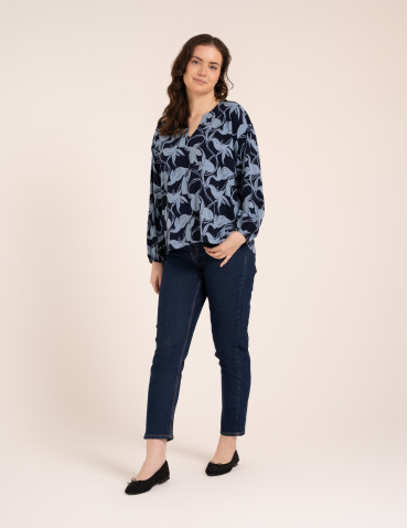 Bluzki z długim rękawem - Elegancka bluzka damska z wiskozy 100% o kroju oversize z długim rękawem WZÓR 1 - produkt 12