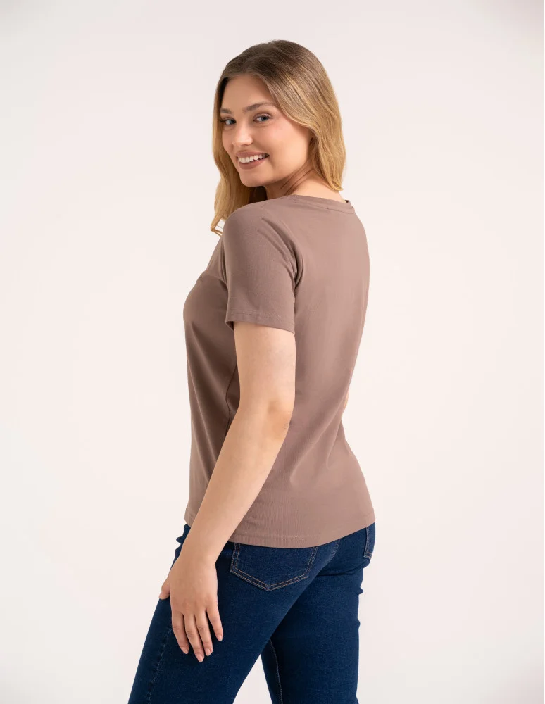 Koszulki i T-shirty - Koszulka damska bawełna Premium T-shirt dekolt w serek CIEMNY BEŻOWY  - produkt moraj.pl 6