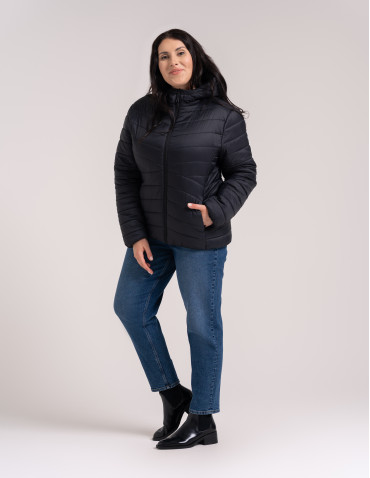 Kurtki damskie - Kurtka damska przejściowa pikowana Slim Fit z kapturem CZARNY - produkt 11