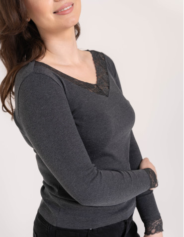 Bluzki i koszule - Bluzka damska longsleeve w prążek z koronkowym wykończeniem Szary - produkt 3