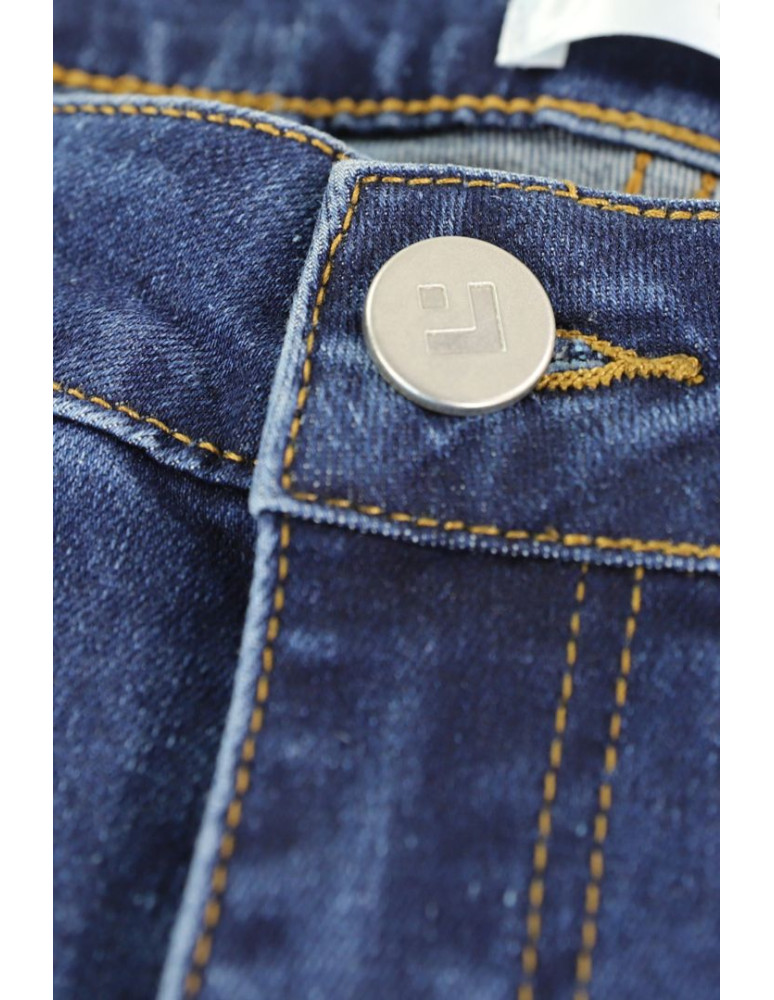 Spodnie - Spodnie damskie jeansowe mom fit NIEBIESKI - produkt moraj.pl 9
