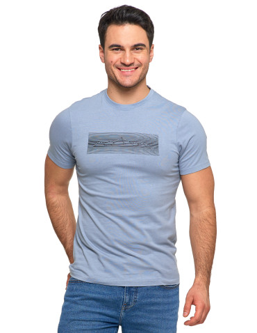 Koszulki, topy, koszule - Koszulka męska bawełniana T-shirt z nadrukiem gór paski NIEBIESKI - produkt 1